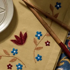 Aamani Floral Embroidered Napkin