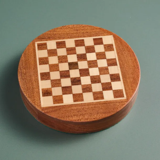 Acacia Wood Round Magnetic Chess Set