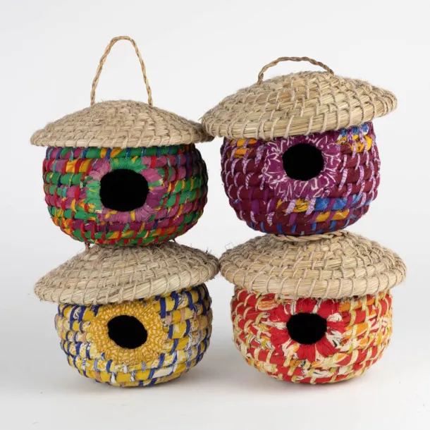 Acorn Sari Birdhouse