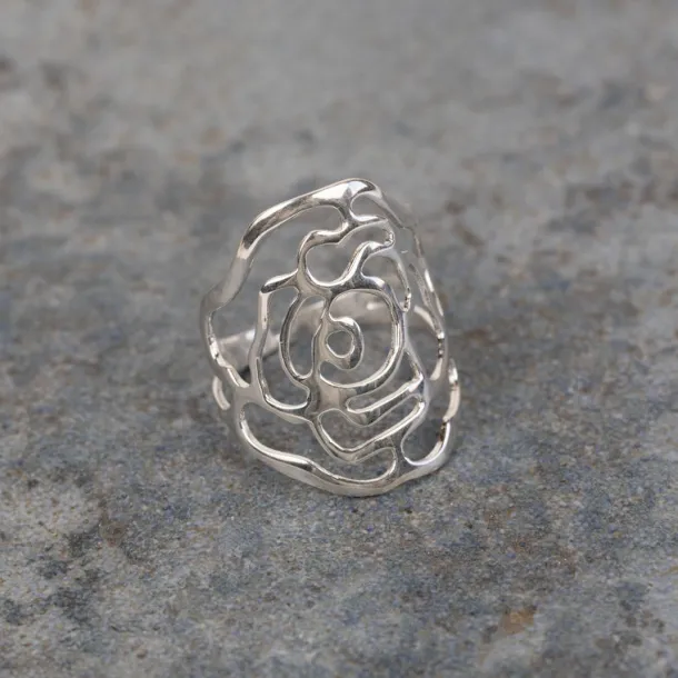 Amita Floral Statement Ring