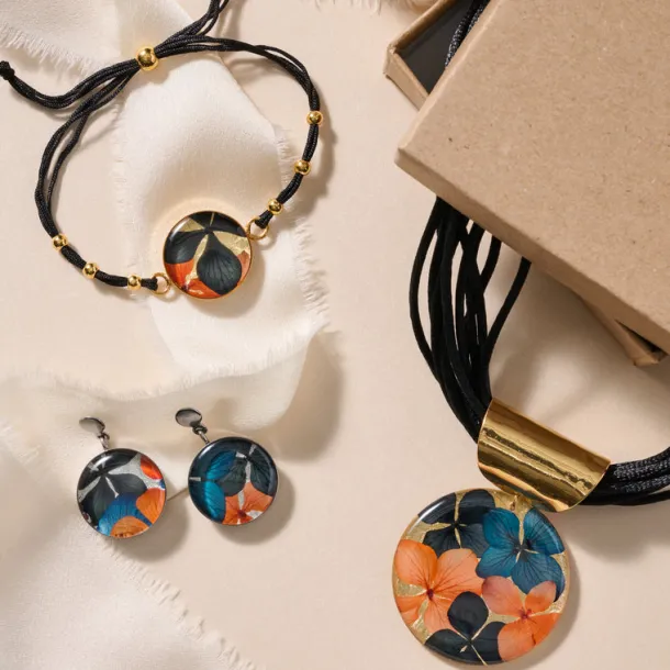 Antonella Flower Petal Bracelet