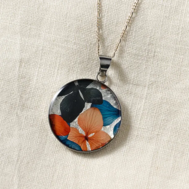 Antonella Flower Petal Pendant Necklace