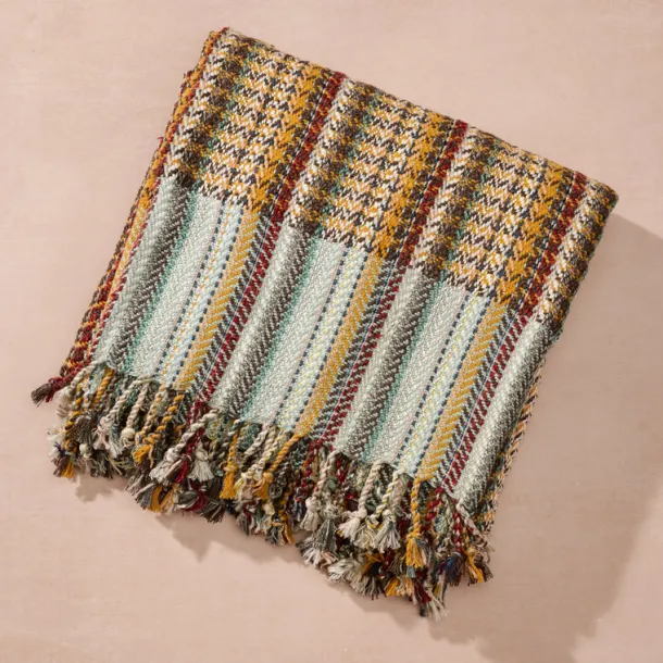 Arama Fringed Silk and Banana Fiber Throw