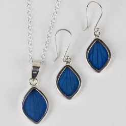 Aspire Flower Petal Necklace