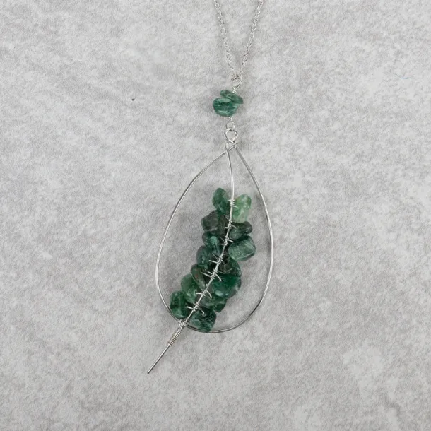 Athira Pendant Necklace