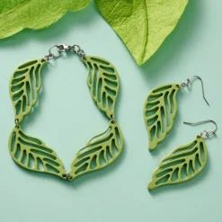 Bodhi Painted Leaves Bracelet