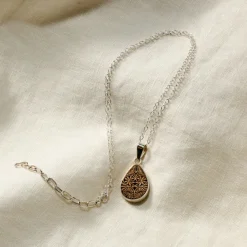Carved Gourd Teardrop Pendant Necklace