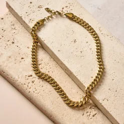 Chunky Curb Chain Necklace