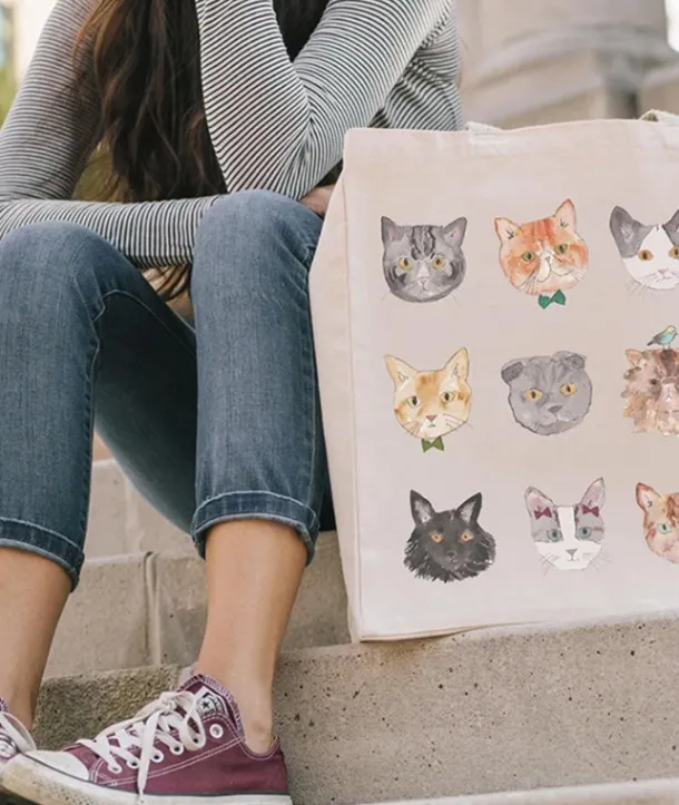 Free to Love Tote (Cats)
