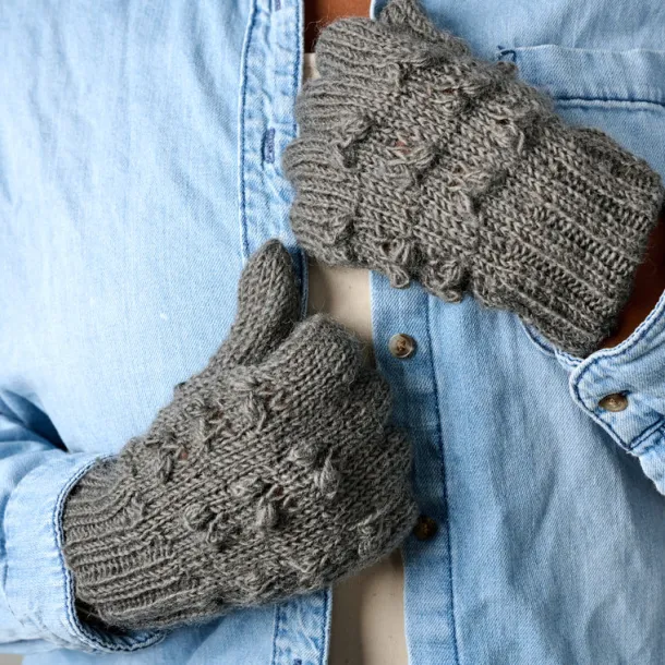 Gray Knobby Wool Gloves
