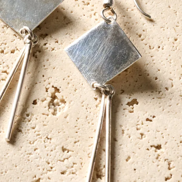 Ishita Drop Earrings