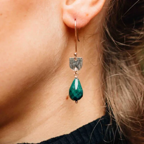 Isla Crystal Drop Earrings