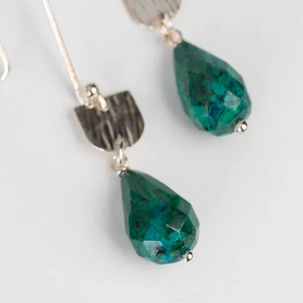 Isla Crystal Drop Earrings