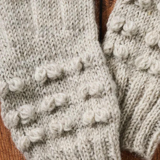 Ivory Knobby Wool Gloves