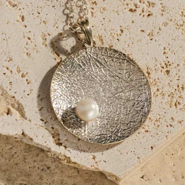 Nuna Silver and Pearl Necklace