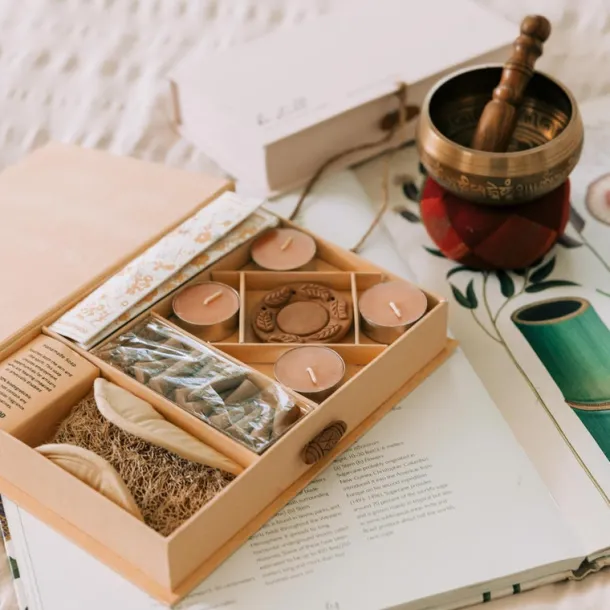 Sandalwood Incense Set