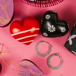 Share the Love Paperweight