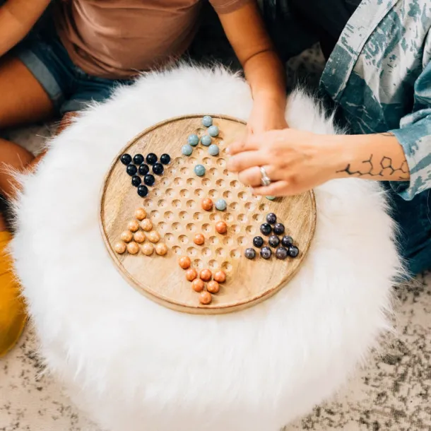Star Checkers Game