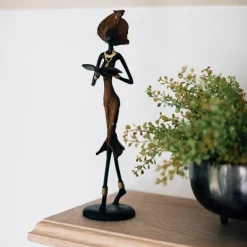 Storyteller Statue