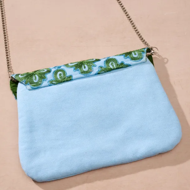 Sundar Silk Embroidered Clutch