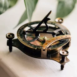 Sundial Compass