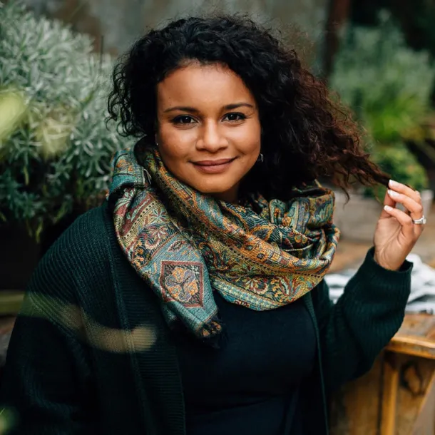 Tableau Shawl