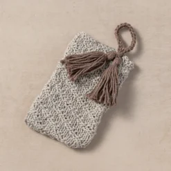 Tasseled Cotton Finger Mitt