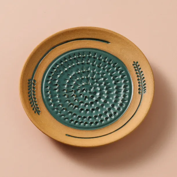 Terai Wheat Ceramic Greater Grater