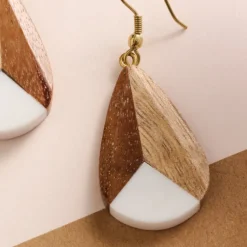 Theen Teardrop Earrings