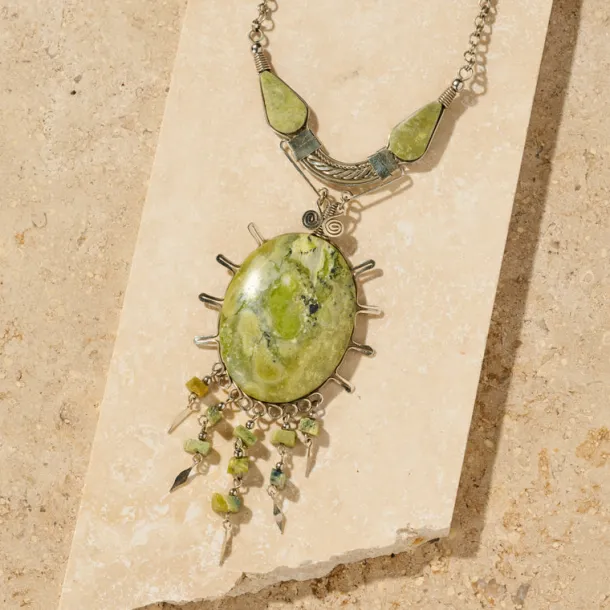Waca Serpentine Stone Necklace