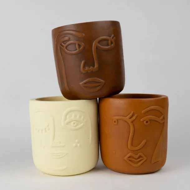 Winky Face Cream Terracotta Planter